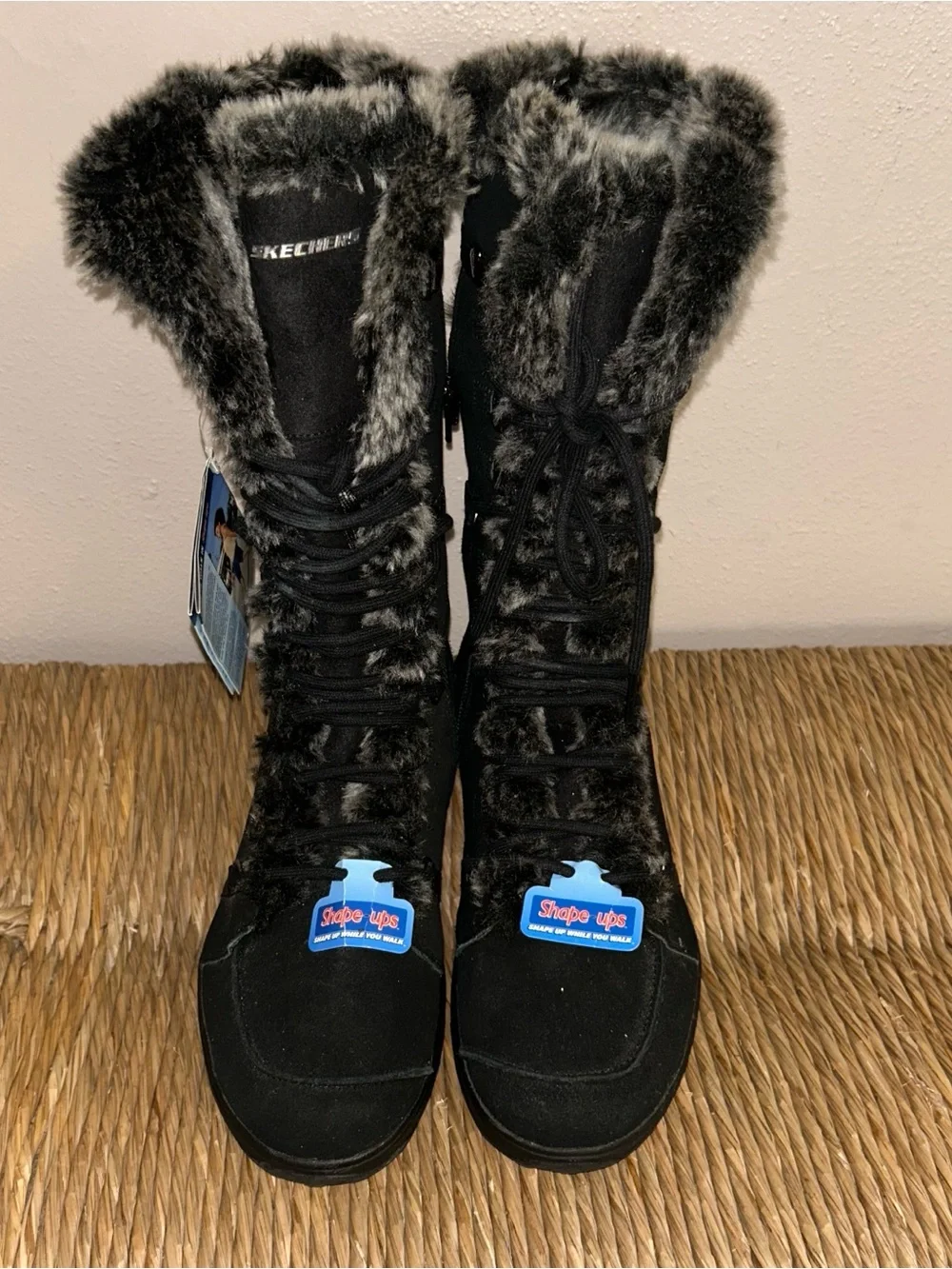 Skechers Women's Black Faux-Fur Lace-Up Winter Boots